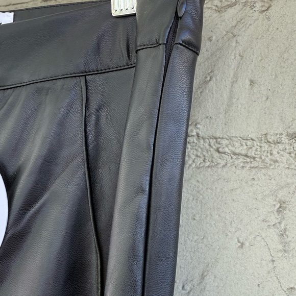 Princess Polly Faux Leather Flare Pants Black Size 2 NWT - Picture 7 of 8